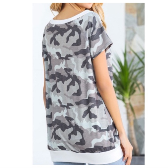 25 CAMOUFLAGE OFF THE SHOULDER TOP - Picture 4 of 4